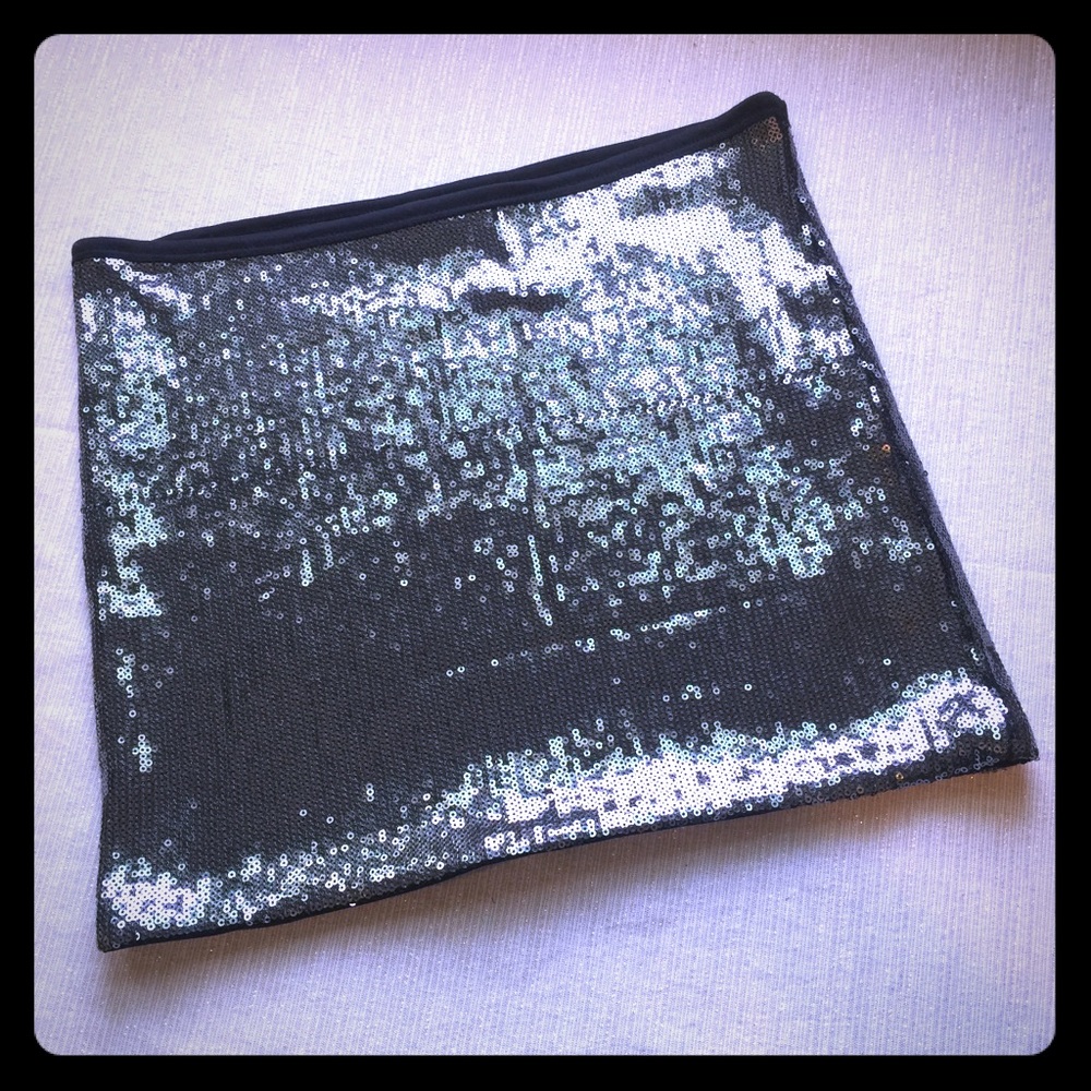 Forever 21 sequin mini skirt